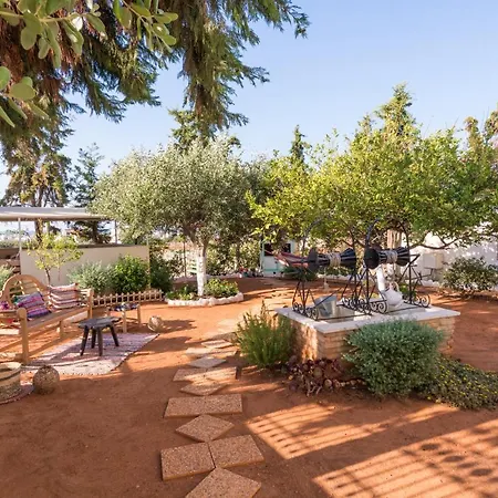 Villa Marilyn Manor, Exclusive Hideway, By Thinkvilla Gouvai